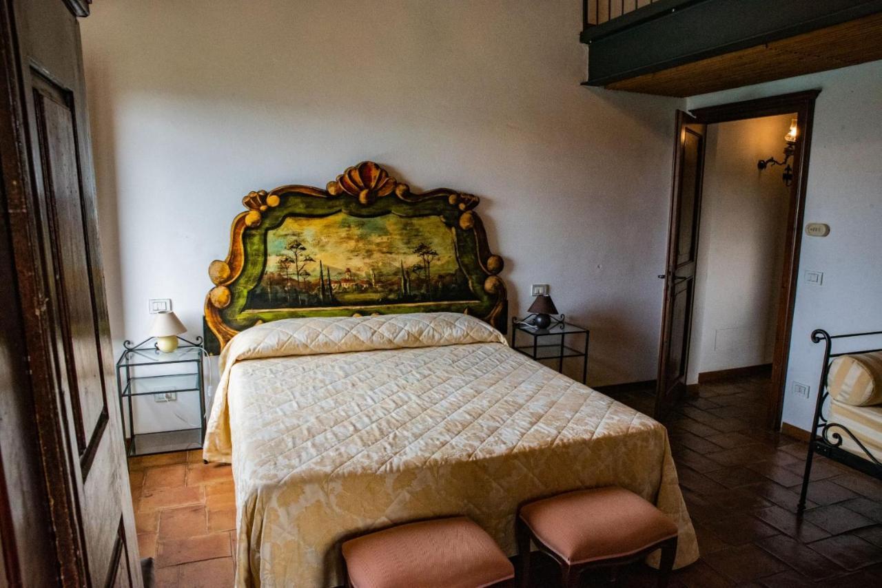 Aparthotel Le 7 Camicie Castelnuovo dellʼAbate Exteriér fotografie